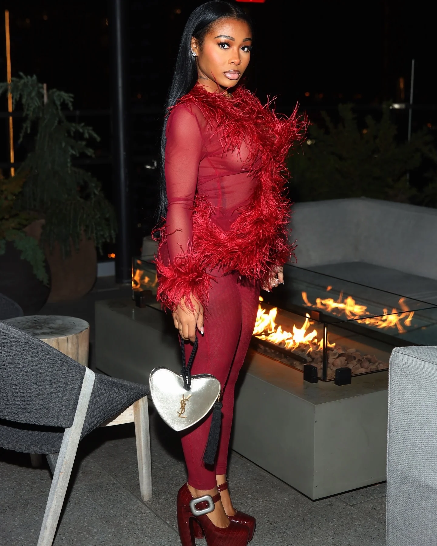 Ostrich Feather Set - Burgundy - Image 3